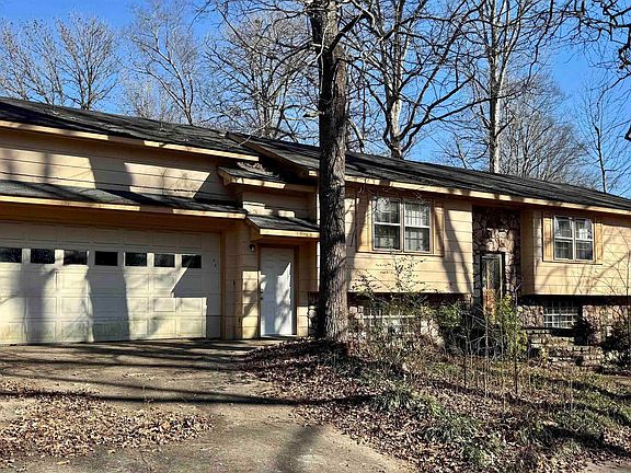 3rd image of 166 3rd Ave W