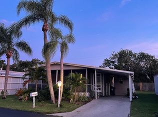 3409 Lake Overlook Pl, Lake Worth, FL 33462