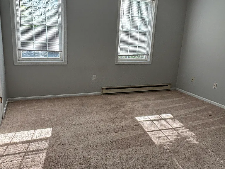 243 Twin Oaks Ter — Photo 34