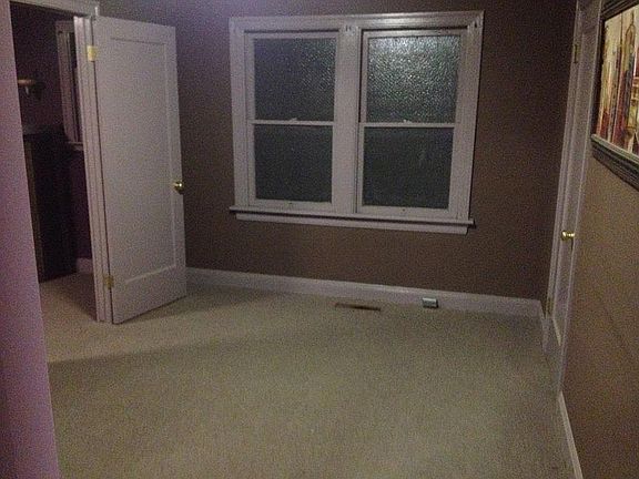 3rd image of 1006-1/2 6th St