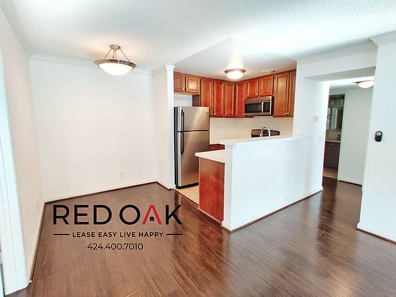 4th image of 1522 N Formosa Ave APT 201