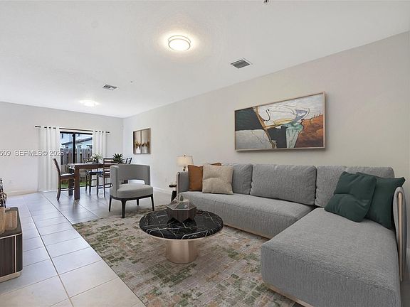 3rd image of 15907 SW 2nd Pl