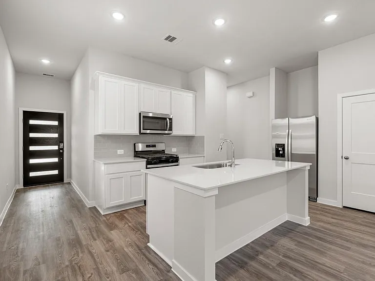 21022 Armstrong County Dr — Photo 13