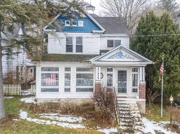 15 Germania St, Galeton, PA 16922