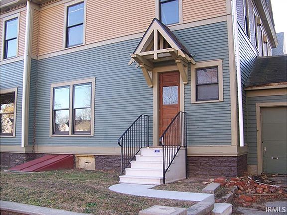 5th image of 196 E Main St