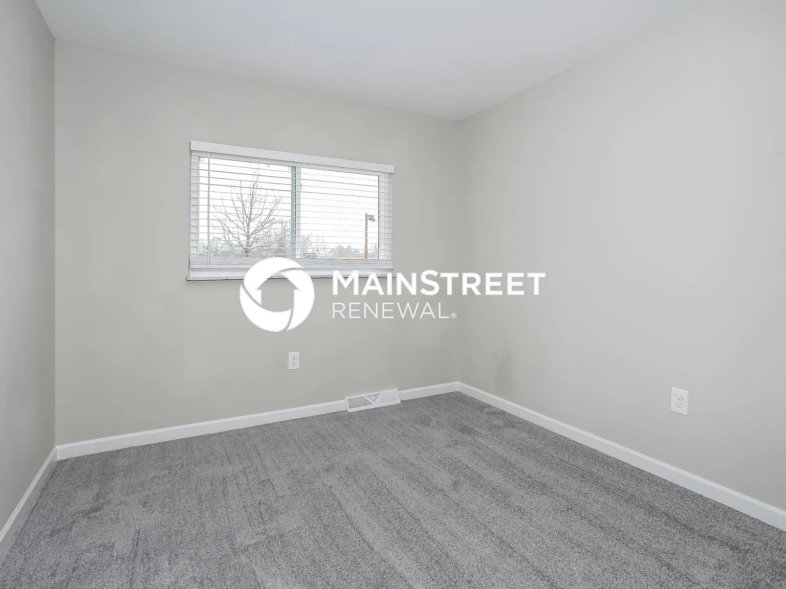 2774 Abington Rd — Photo 4