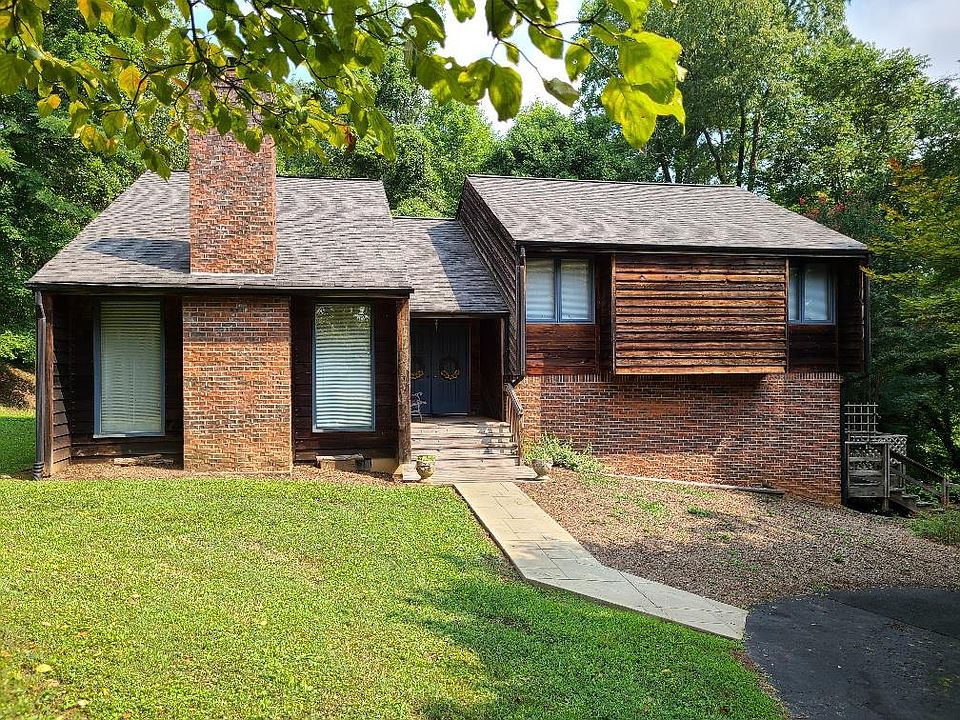 1st image of 68 Fairview Dr