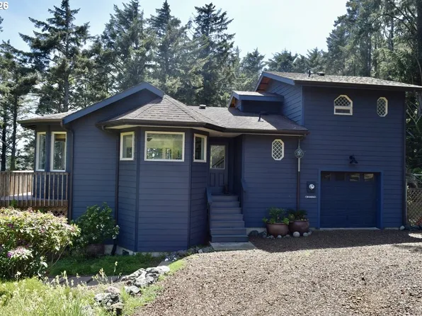 94404 Linda Ln, Gold Beach, OR 97444
