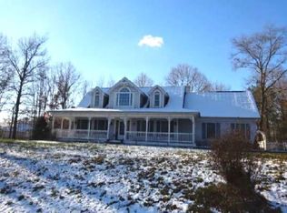 460 Clark Ct, Franklinville, NJ 08322