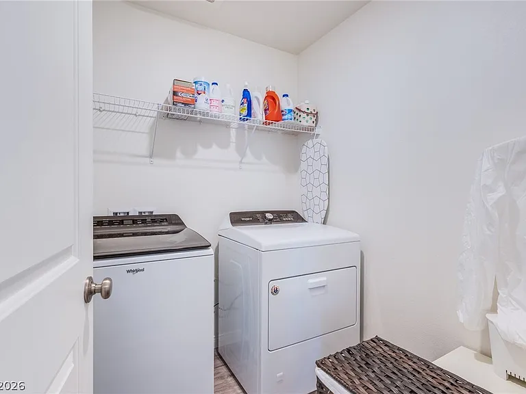 7712 Lush Oasis Ave — Photo 24