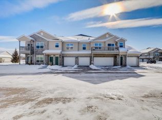 N17W26480 Meadowgrass Cir UNIT C, Pewaukee, WI 53072