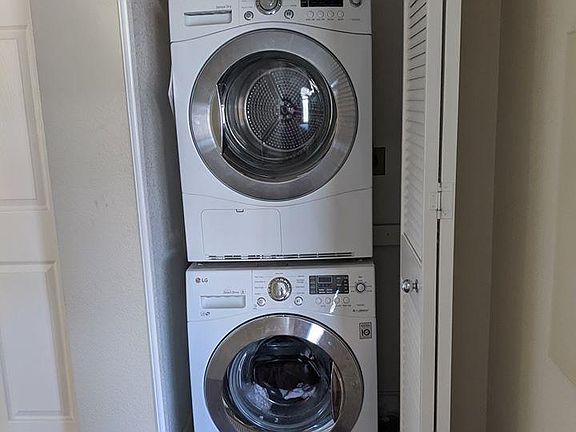 5th image of 1400 El Camino Real APT 329