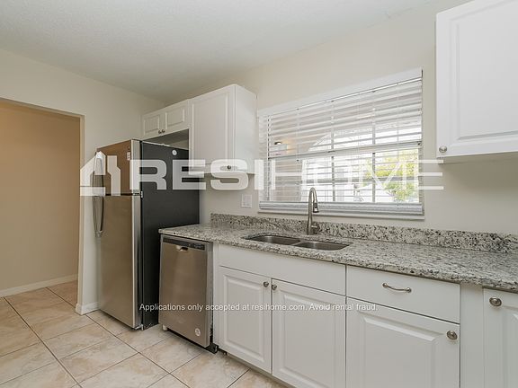 4th image of 1510 Fox Run Dr