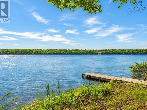 124 Richardson Ln, Prince Edward County, ON K0K 2T0