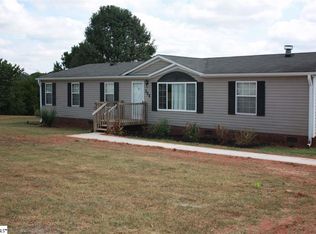 110 Turkey Trot Rd, Williamston, SC 29697