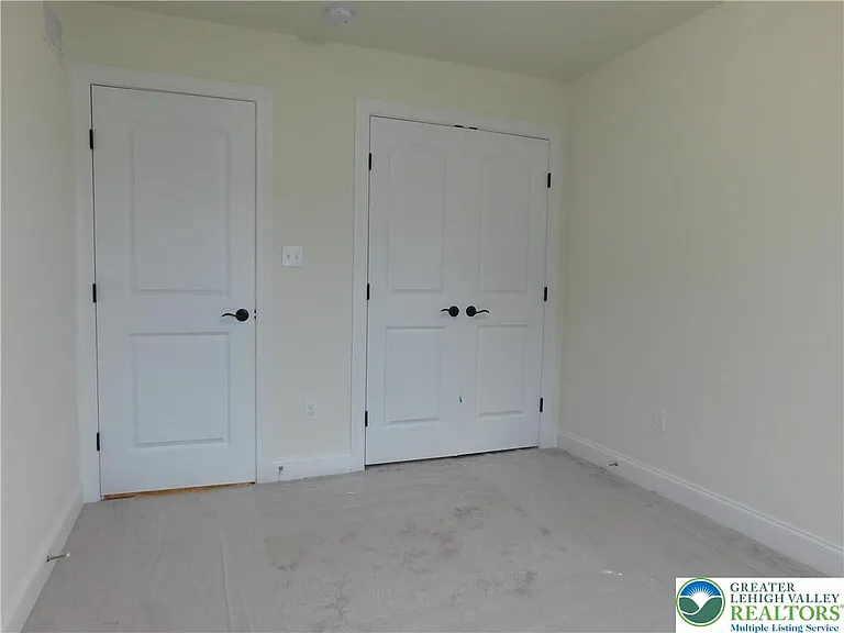 1549 Burkhardt St #C — Photo 27