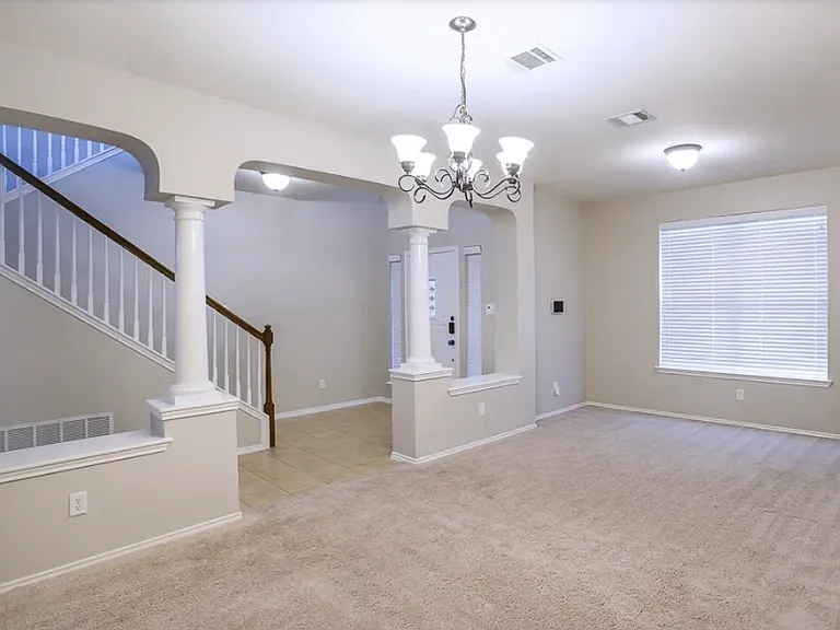 6201 Charlotte Ln — Photo 3