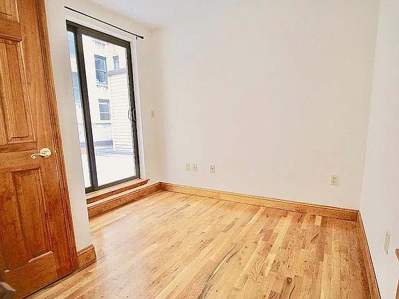 3rd image of 203 W 85th St #3