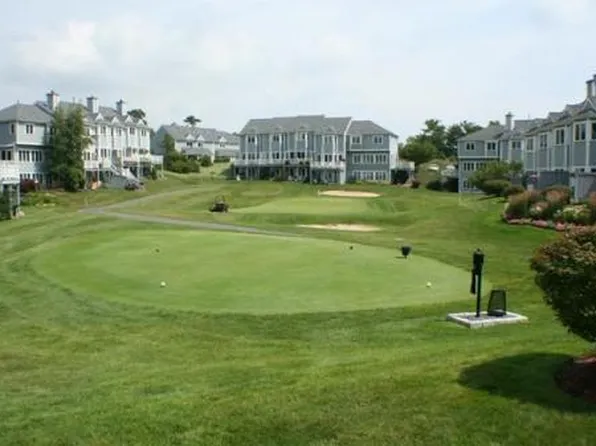 126 Westcliff Dr, Plymouth, MA 02360