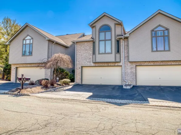 309 Cedar Ct, Norwood, NJ 07648