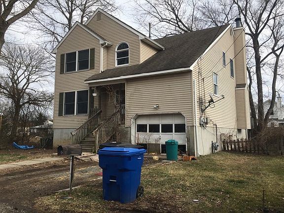 2nd image of 28 Texas Ave