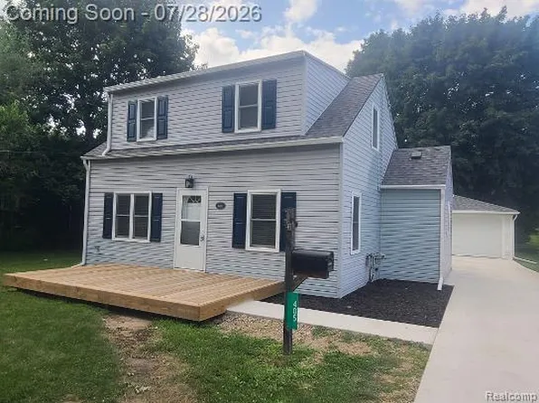 405 W Russell Rd, Tecumseh, MI 49286