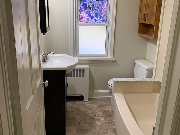 2nd image of 9 Union St APT 1