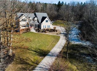 10655 Somerset Dr, Chardon, OH 44024