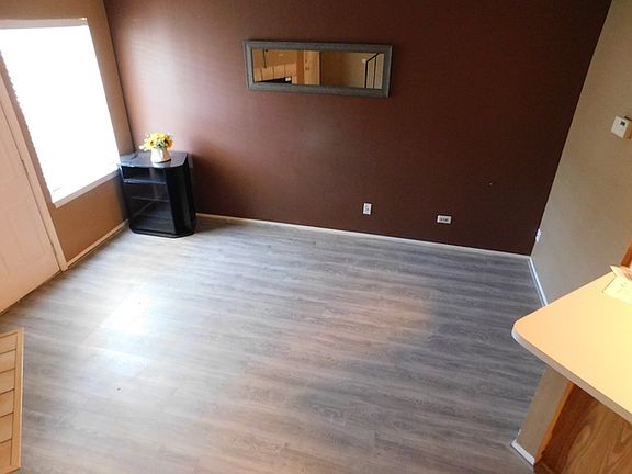 5th image of 1317 E Wyndham Cir APT 103