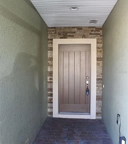 1408 Lanier Point Pl — Photo 24