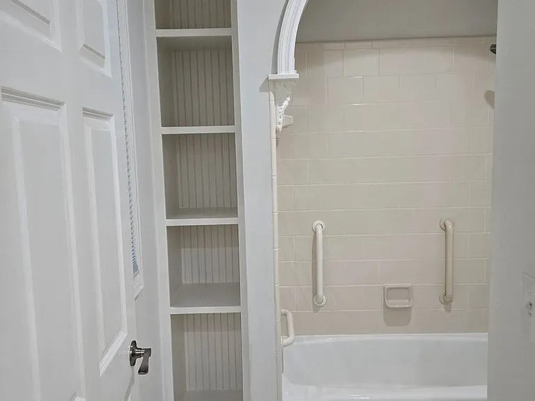 6714 SW 40th Ter — Photo 38