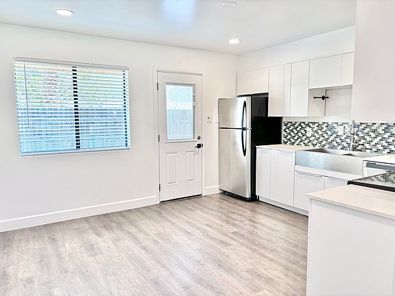 2nd image of 4320 N 27th St APT 3