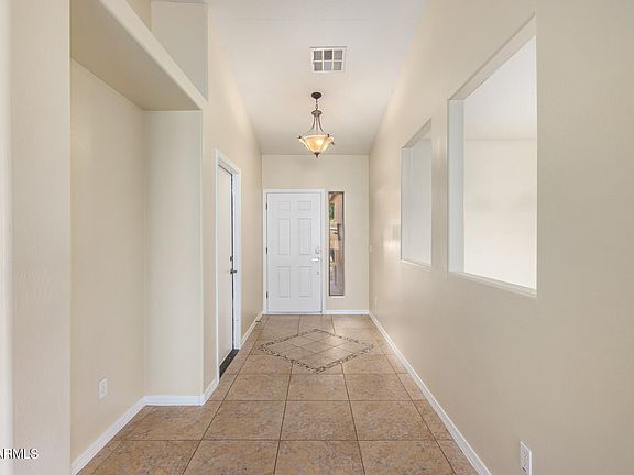 4th image of 43524 W MCCORD Drive