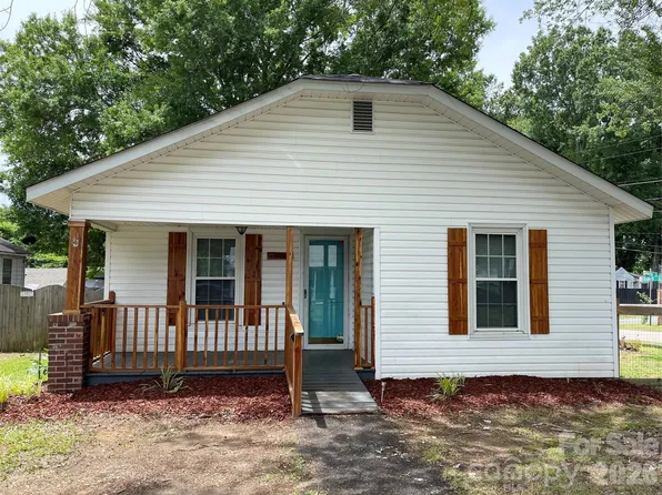 1408 Moose Rd, Kannapolis, NC 28083