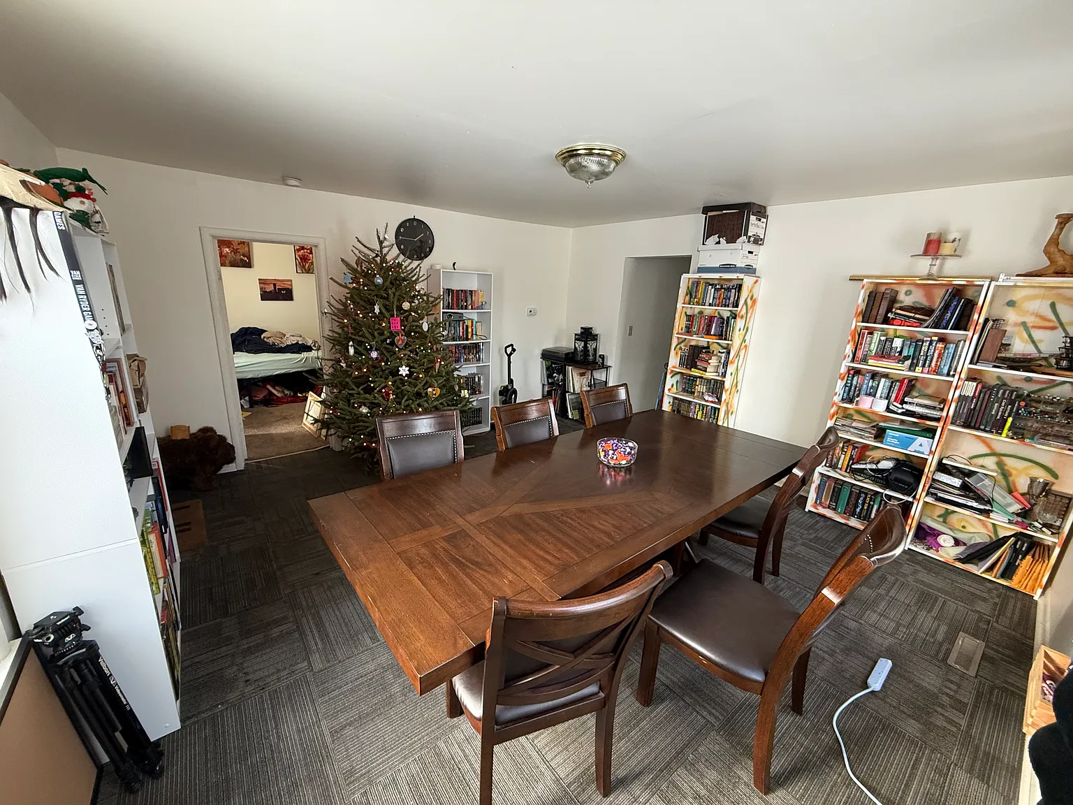 4 bed, $1,800 — Photo 2