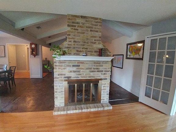 4th image of 102 Fleetwood Dr