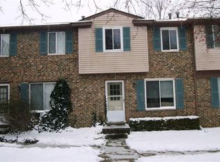 183 Sheffield Dr, Saline, MI 48176