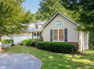 108 Silk Tree Ln, Asheville, NC 28803