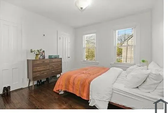 4 bed, $5,100 — Photo 3
