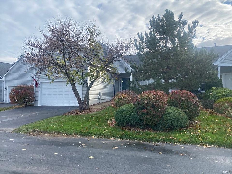 1st image of 5212 Hook Cir
