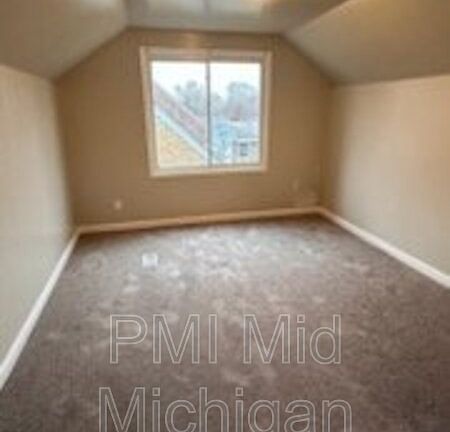 2nd image of 7426 Abington Ave
