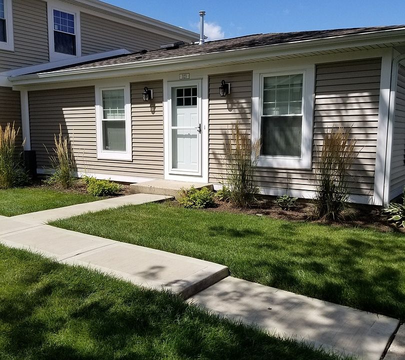 1st image of 323 Somerset Ln #323