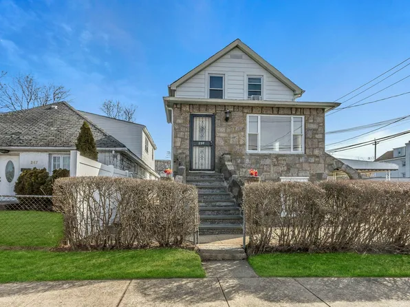 257 Oakley Avenue, Elmont, NY 11003