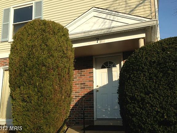 2nd image of 7 Falls Chapel Way #D