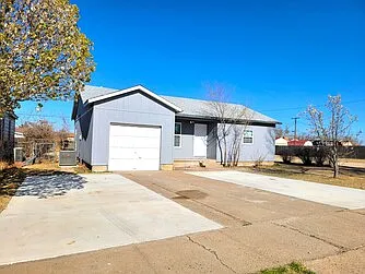 2 bed, 786 sqft, $1,300 — Photo 1