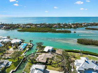 641 Bayshore Rd, Nokomis, FL 34275