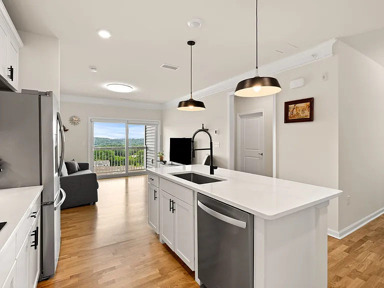 4 Stratton Dr #408 — Photo 3