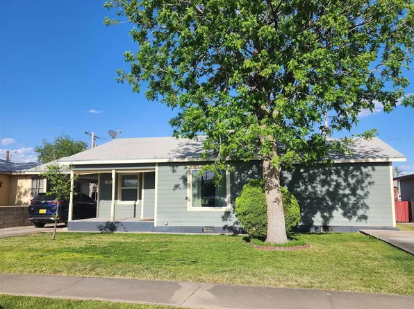 706 N Oak St, Carlsbad, NM 88220