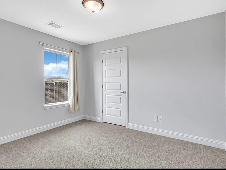 22211 Senoma Ridge Dr — Photo 9
