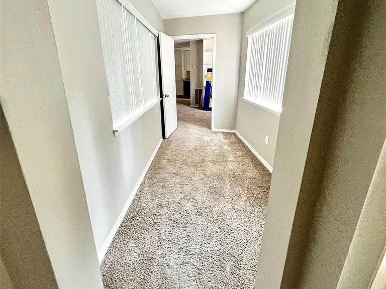 17527 Forest Mist Dr — Photo 25
